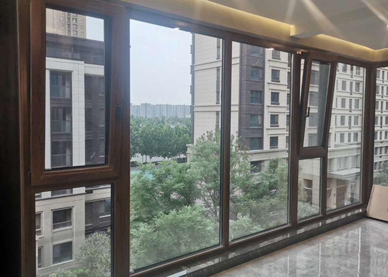 系统门窗封阳台案例